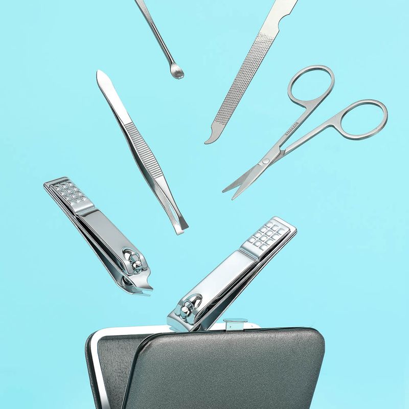 Kit-Para-Manicure-Profesional-Con-Bolsa-De-Almacenamiento-6-Pzas-2-9352