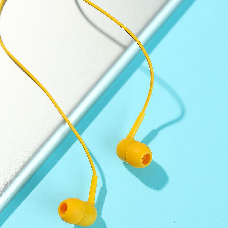 Audifonos-De-Cable-Con-Estuche-En-Forma-De-Capsula-Mediano-Amarillo-3-6080