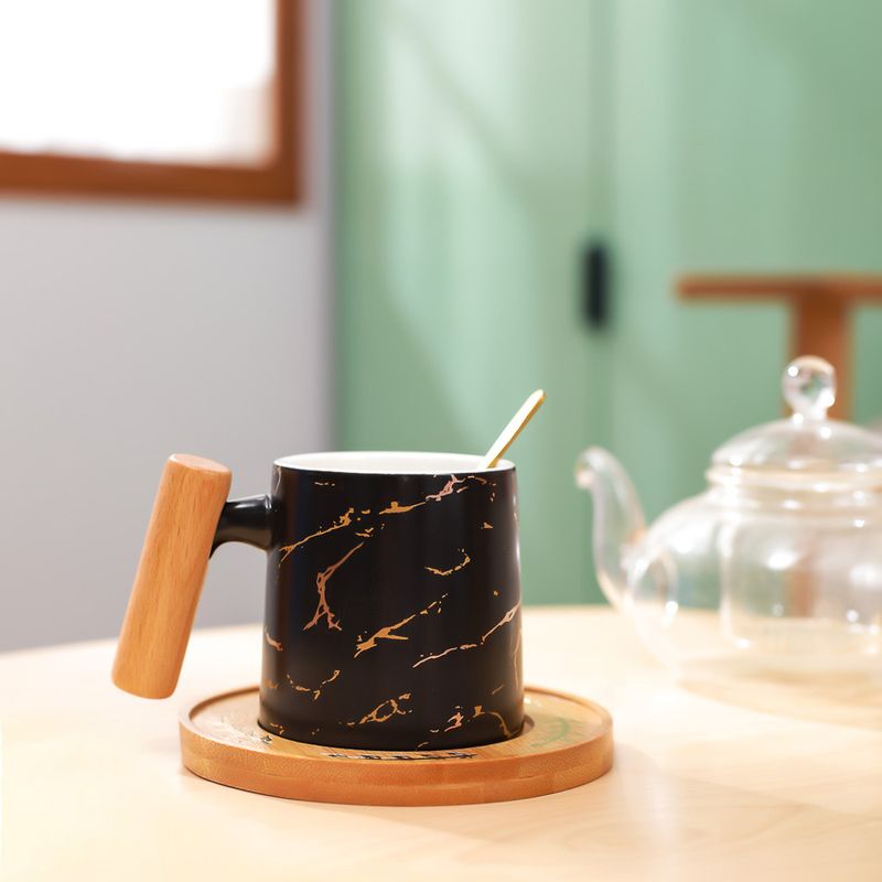 Mug-De-Ceramica-Con-Agarradera-De-Madera-Y-Cuchara-Negro-235-Ml-3-11593