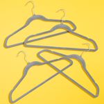 Ganchos-Antideslizantes-de-Ropa-Gris-10-Pzas-3-13959