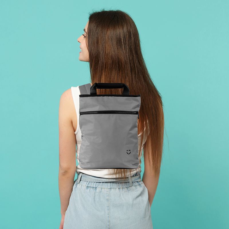 Maletin-para-Computadora-Miniso-Gris-7-14920