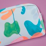 Cosmetiquera-Miniso-Flores-Abstractas-Gris-2-16514