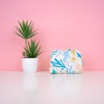 Cosmetiquera-Miniso-Flores-Abstractas-Blanco-6-16515