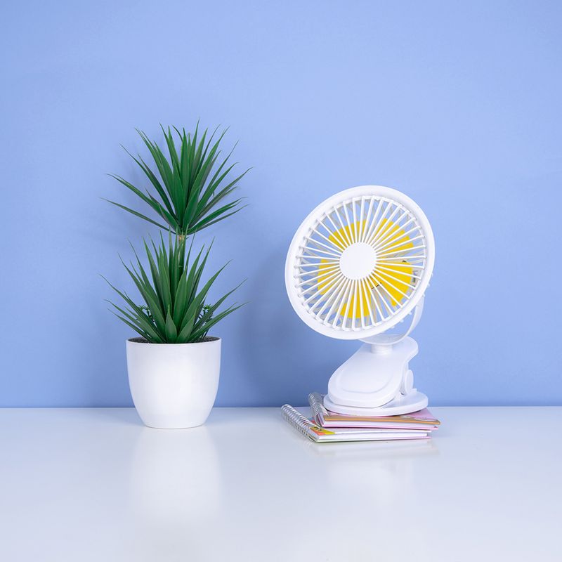Mini-Ventilador-de-Escritorio-con-Clip-Blanco-6-16882