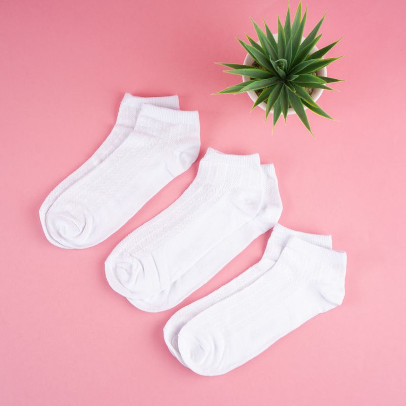 Calcetines Blancos - 3 pares – Miniso Nicaragua