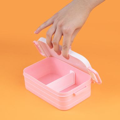 Contenedor  Colección Sanrio Fresa Bento Box