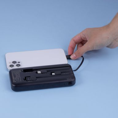 Bateria de Respaldo 10000Mah con Cuatro Cables Negro