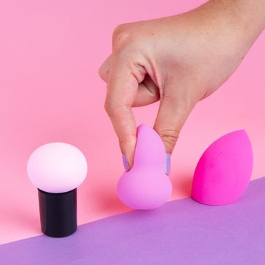 Set de 3 Esponjas de Maquillaje  con Estuche