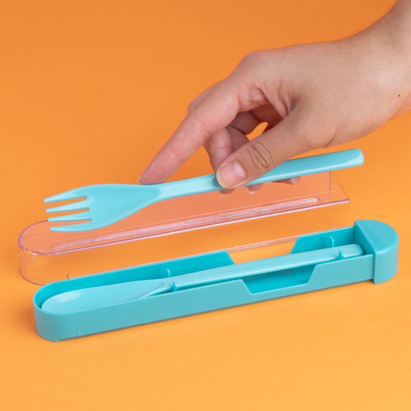 Juego-de-Cubiertos-Color-Verde-con-Estuche-2-21661