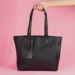 Bolso-Clasico-Miniso-Tipo-Piel-Texturizado-Negro-2-21569