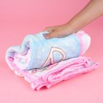 Manta-de-Cuadros-Hello-Kitty-y-My-Melody-Serie-Strawberry-Manta-de-Cuadros-Hello-Kitty-y-My-Melody-Serie-Strawberry-2-21929
