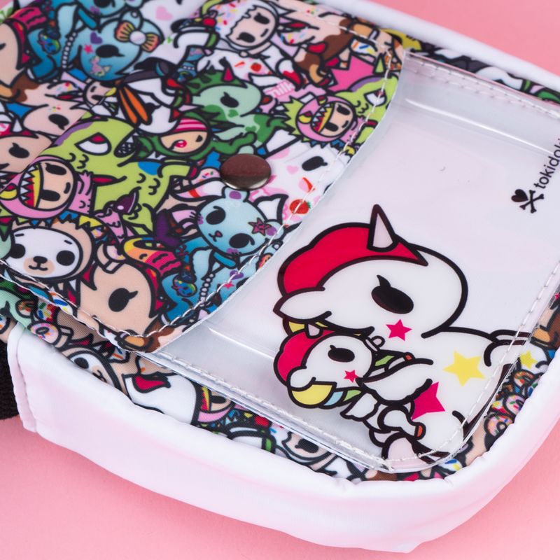 Bolso-Crossbody-Multiprint-Serie-Tokidoki-Negro-3-22084