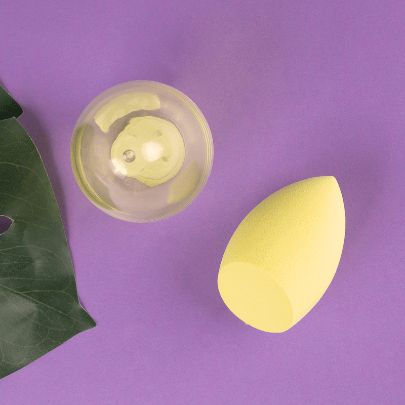 Esponja-de-Maquillaje-con-Estuche-de-Viaje-Transparente-Verde-2-22658