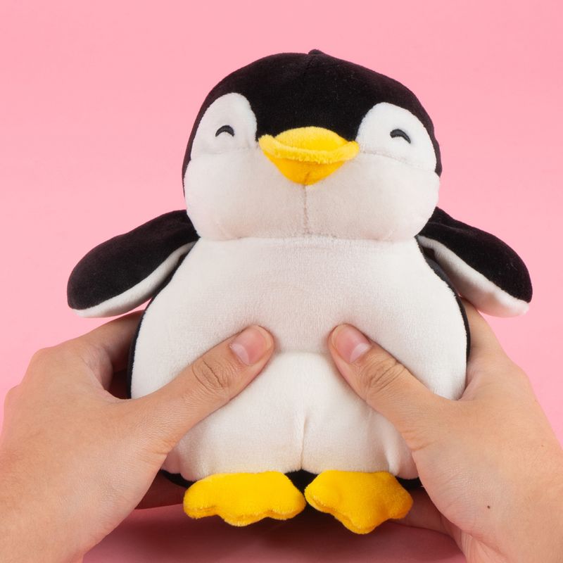 Peluche-Mini-Pen-Pen-Serie-Mini-Family-Negro-Peluche-Mini-Pen-Pen-Serie-Mini-Family-Negro-2-22625