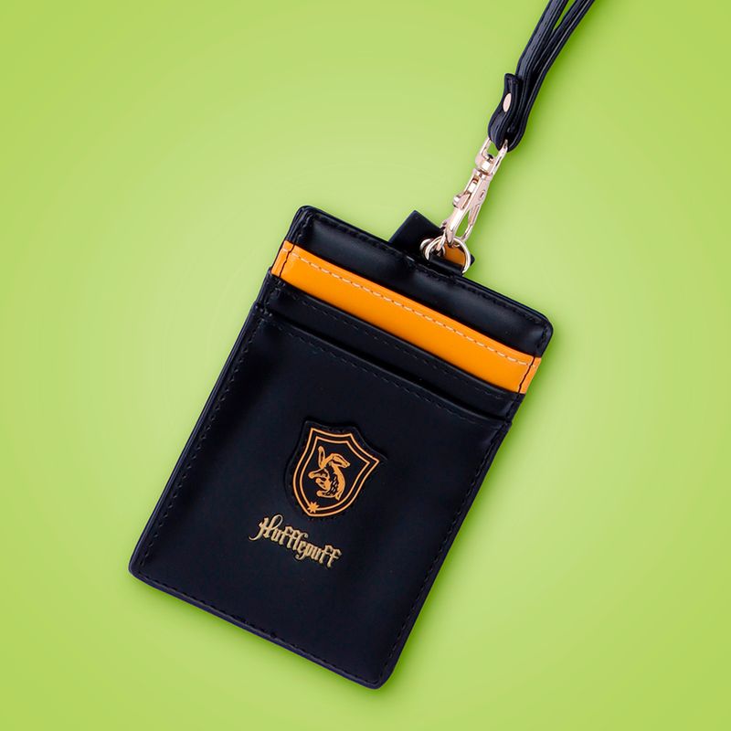 Portacredencial-con-Correa-Serie-Harry-Potter-Hufflepuff-2-22942