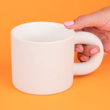 Taza de 290 Ml en Ceramica con Asa Serie Miniso Blanco
