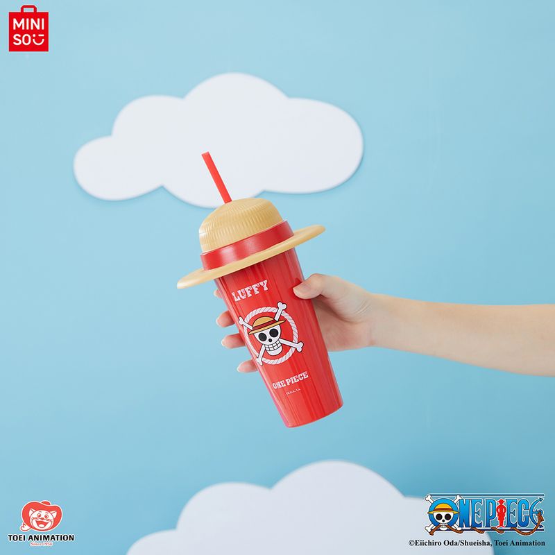 Vaso-de-Plastico-de-640-Ml-con-Pitillo-y-Sombrero-Serie-One-Piece-Rojo-2-23056