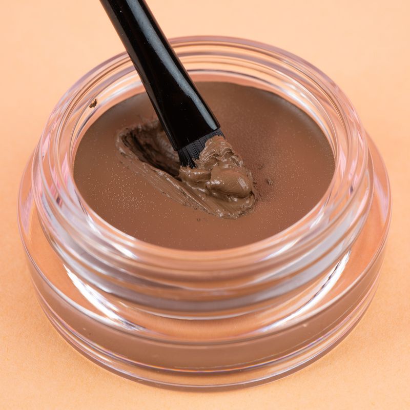 Delineador-de-Ojos-en-Crema-03-Warm-Brown-Serie-Minimalist-Delineador-de-Ojos-en-Crema-03-Warm-Brown-Serie-Minimalist-5-23393