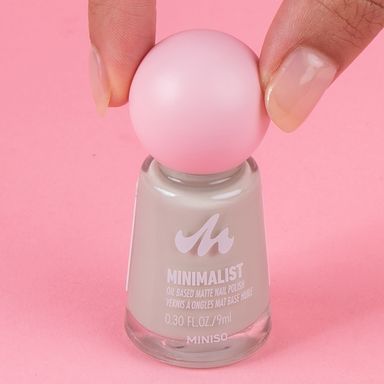 Esmalte de Uñas a Base de Aceite Serie Minimalist Matte 04
