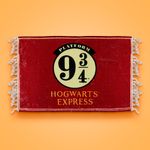 Tapete-Decorativo-con-Borlas-de-Harry-Potter-Rojo-2-23743