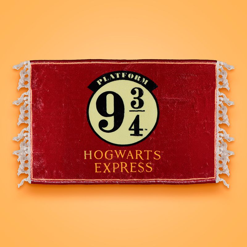 Tapete-Decorativo-con-Borlas-de-Harry-Potter-Rojo-2-23743