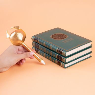 Esfero 05 Mm Snitch Dorada Serie Harry Potter Negro
