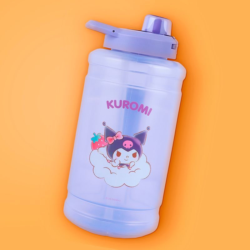 Vaso-Plastico-con-Tapa-Abatible-Automatica-de-1900-Ml-Serie-Sanrio-Kuromi-2-24040