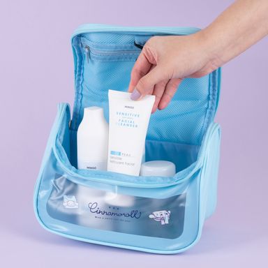 Estuche de Viaje con Gancho Serie Sanrio Cinnamoroll Azul