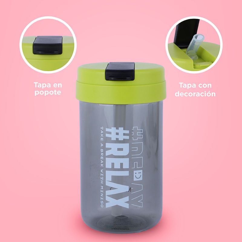 Vaso-Plastico-con-Tapa-Abatible-de-500-Ml-Serie-Letter-Negro-5-24233
