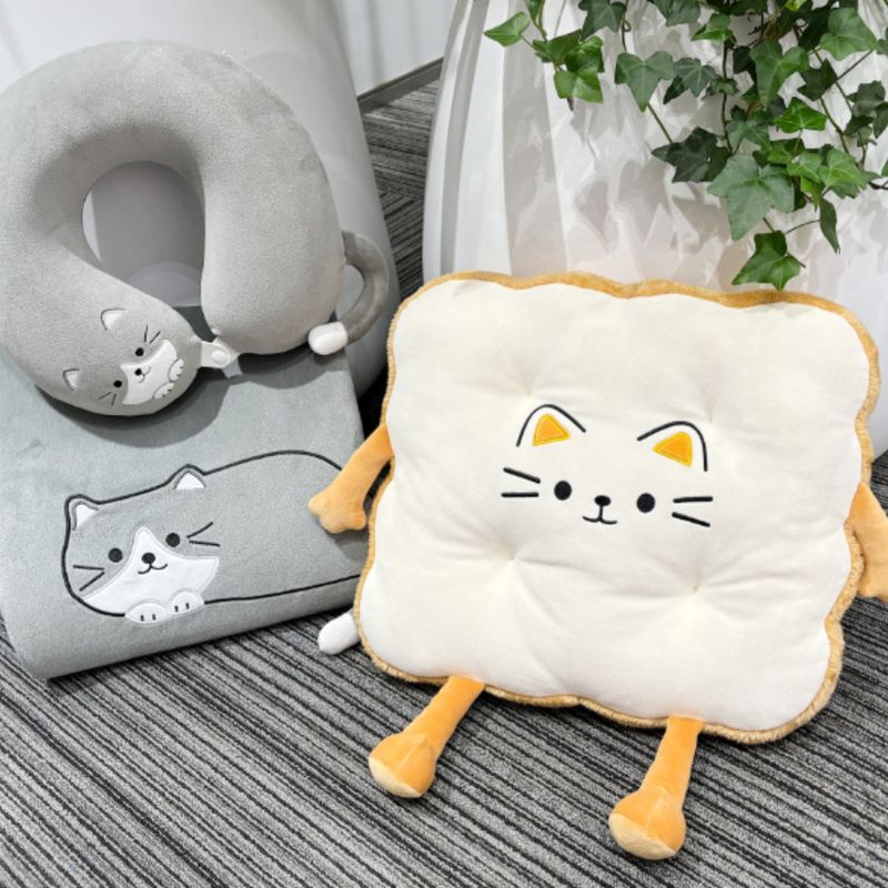 Almohada-para-Viaje-de-Espuma-Viscoelastica-Gato-Serie-Miniso-2-24977