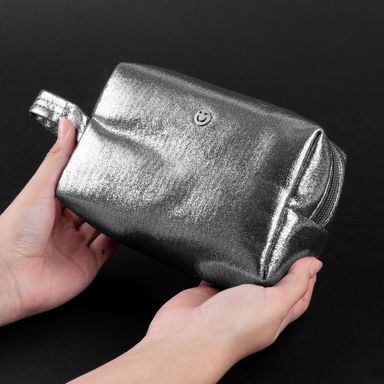 Cosmetiquera Serie Miniso Gris