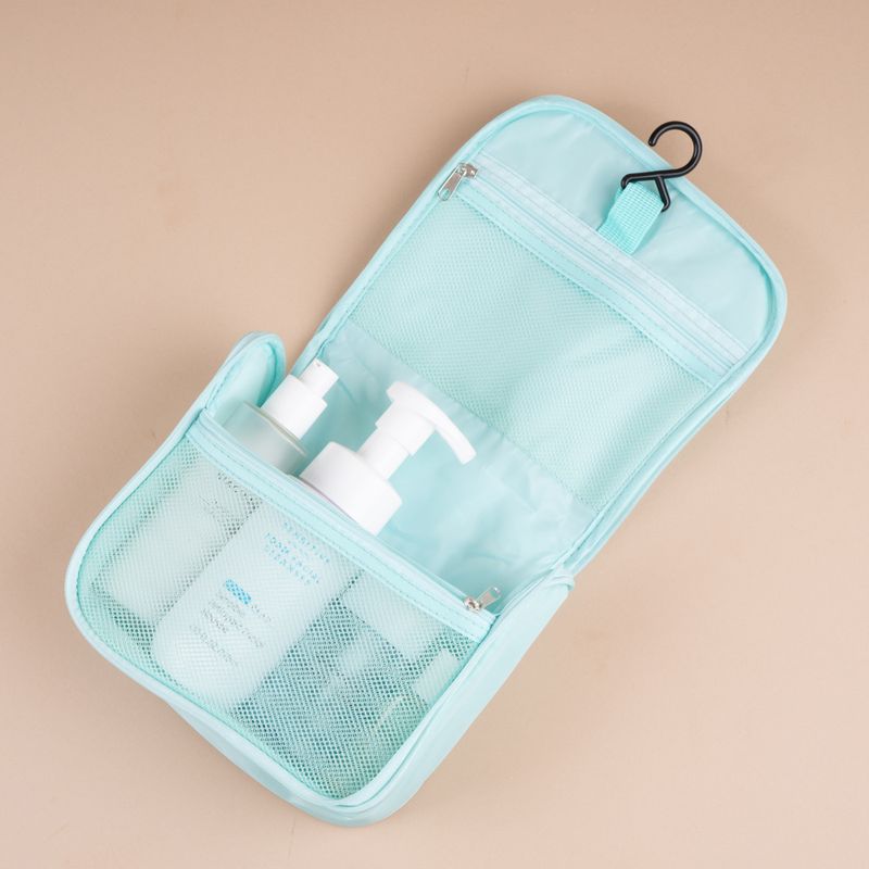 Estuche-de-Viaje-con-Gancho-Verde-3-25281