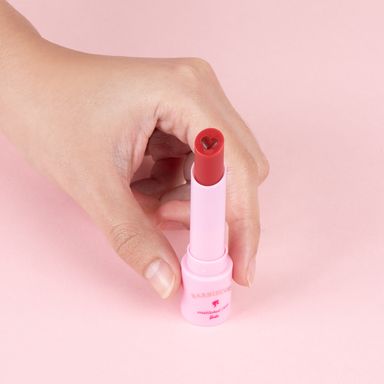 Balsamo Labial 2 en 1 de Cereza Serie Barbie