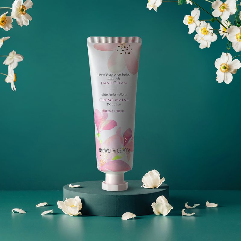 Crema-para-Manos-Hidratante-Fragance-de-Fresa-Serie-Miniso-4-25741
