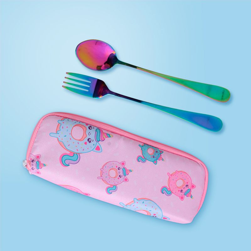 Set-de-Cubiertos-Tenedor-y-Cuchara-con-Estuche-Serie-Mis-Pastelitos-Rosa-2-26118