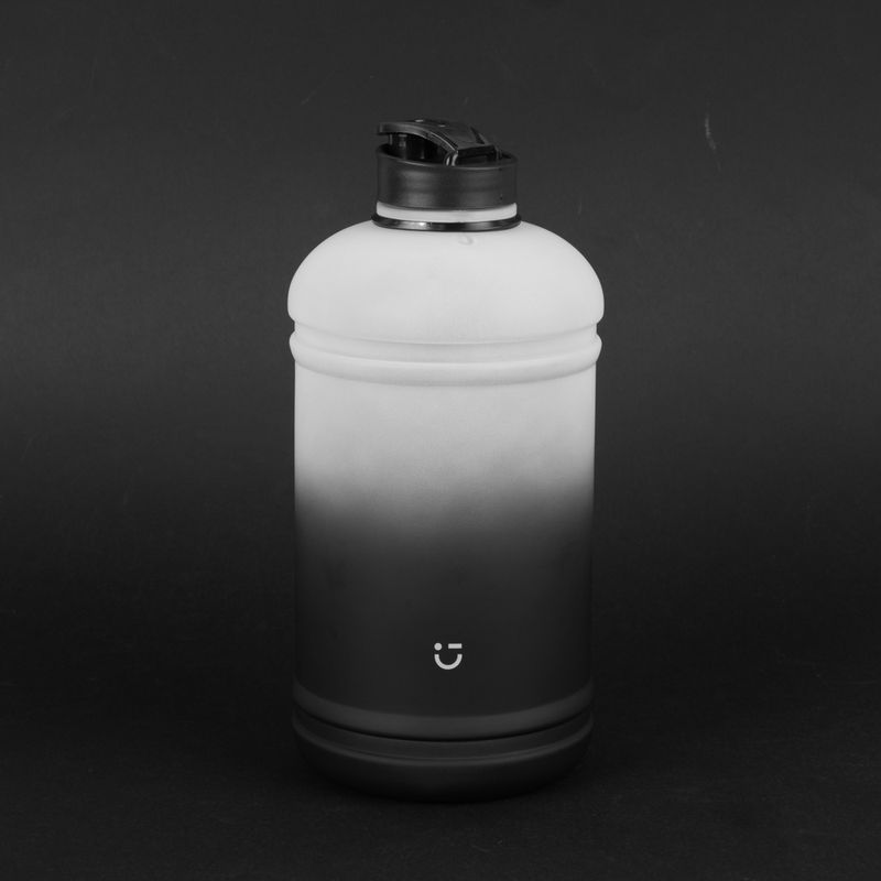 Vaso-Plastico-2100Ml-Serie-Miniso-Blanco-y-Negro-8-26592