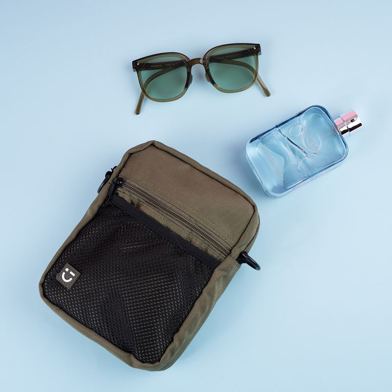 Bolso-Crossbody-con-Bolsa-Frontal-de-Red-Serie-Miniso-Verde-3-26171
