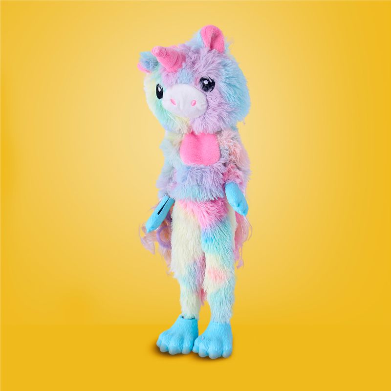Mu-eca-con-Disfraz-de-Unicornio-Serie-Miniso-2-26252