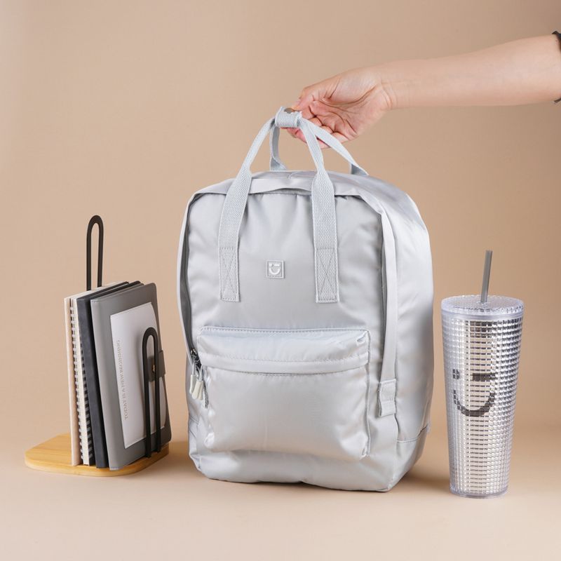 Maleta-Escolar-Rectangular-con-Asa-Serie-Miniso-Gris-2-26423