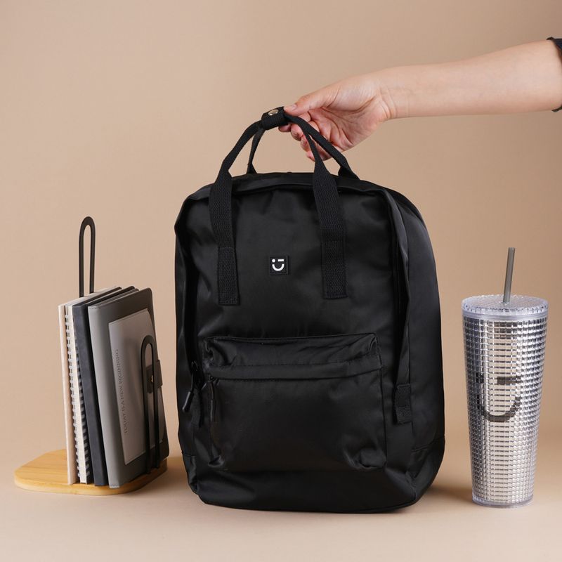 Maleta-Escolar-Rectangular-con-Asa-Serie-Miniso-Negro-2-26426