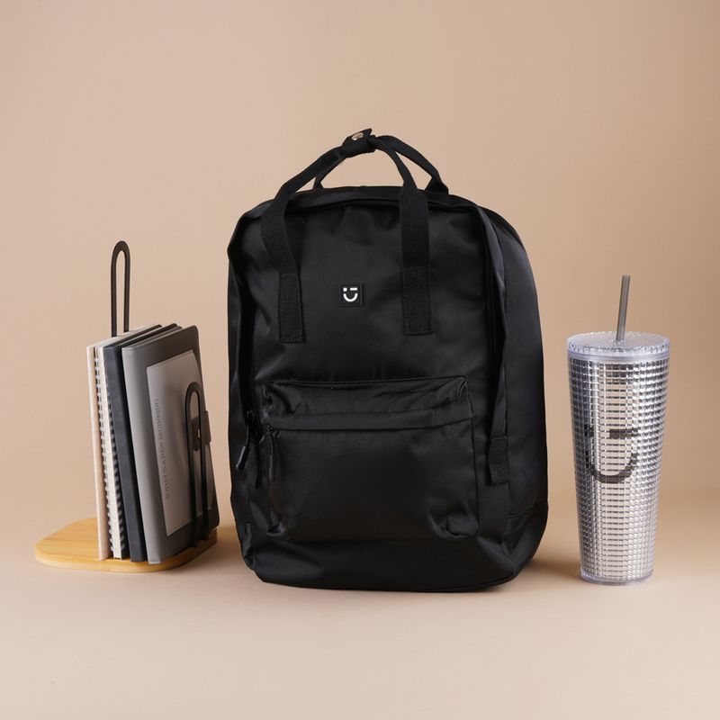 Maleta-Escolar-Rectangular-con-Asa-Serie-Miniso-Negro-3-26426