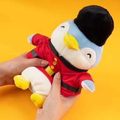 Peluche Soldado Pingüino Reino Unido Serie Mini Family