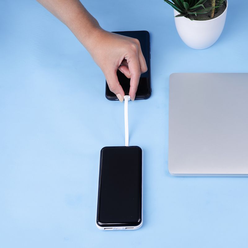 Bateria-de-Respaldo-10000Mah-con-4-Cables-Incorporados-Serie-Miniso-Blanco-8-26646