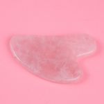Masajeador-Facial-Gua-Sha-con-Forma-de-Corazon-Color-Rosa-3-26963