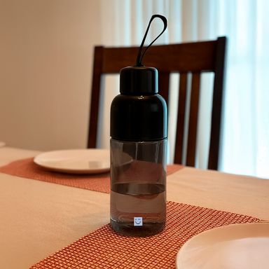 Botilito Portatil 520 Ml Serie Black & White Negra