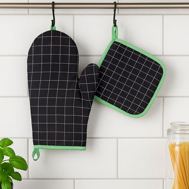 Set de Guante y Agarradera para Cocina Serie Black And White Negra a Cuadros