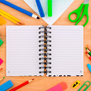 Cuaderno Argollado con Banda Serie Black & White Balnco y Negro