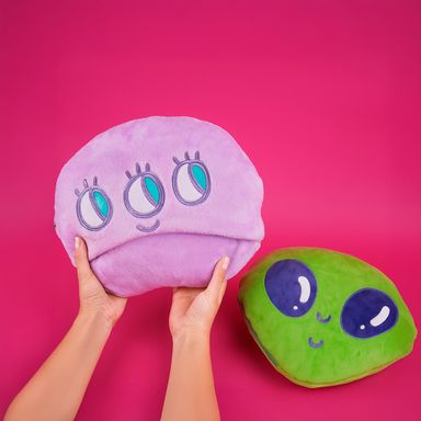 Manta con Capucha Serie Vania Bachur Alien Morado