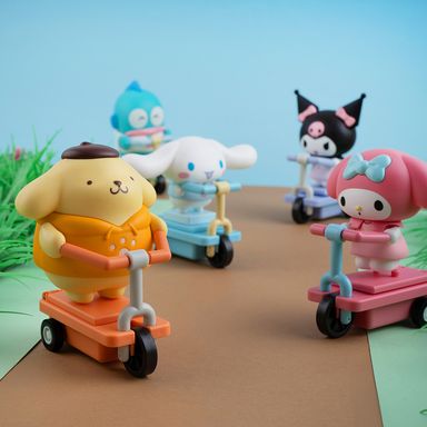 Adrono Sorpresa Scooter Funny Movable Toy Serie Sanrio