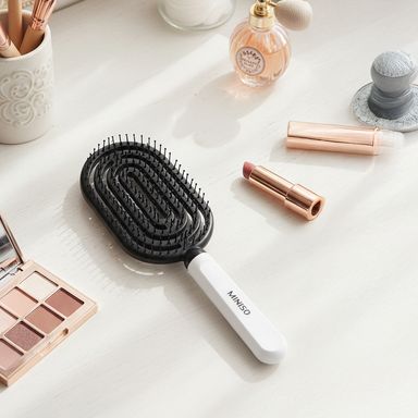 Cepillo para el Cabello Ventilado de Estilo Profesional Serie Black & White